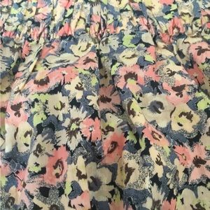 NWOT Vintage Beautiful Floral Print H&M Woman’s Midi Skirt
